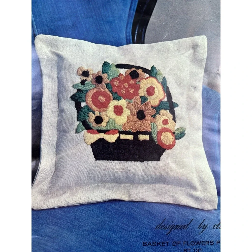 Vintage 70's Spinnerin Crewel Basket of Flowers Pillow Kit Creative Craft ST 131